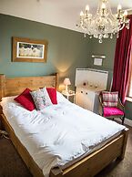 Compton Guest House