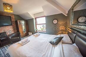 Compton Guest House