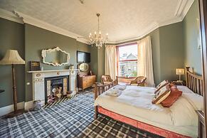Compton Guest House