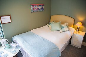 Compton Guest House