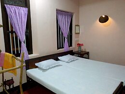 Dreams Garden Surf Lodge