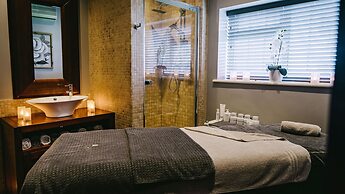 Rowton Hall Hotel and Spa