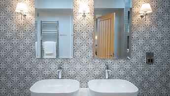 Rowton Hall Hotel and Spa