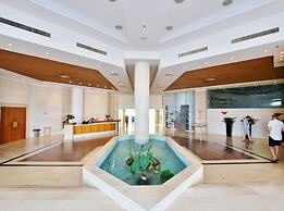 Luxurious Sea View 3BR Pool Spa and Gym