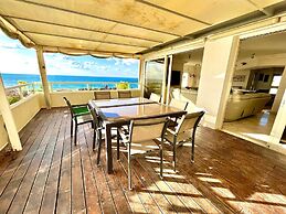 Luxurious Sea View 3BR Pool Spa and Gym