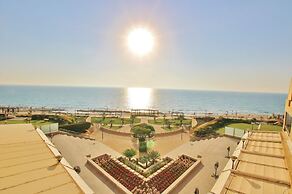 Luxurious Sea View 3BR Pool Spa and Gym