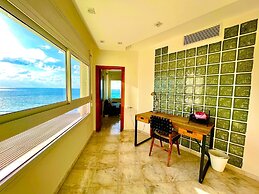 Luxurious Sea View 3BR Pool Spa and Gym