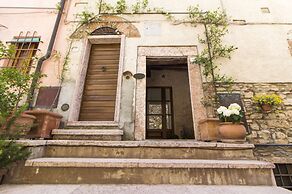 Le Dame del Borgo