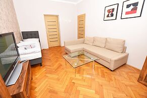 City Central Apartments - Old Town