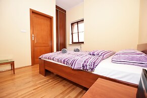 City Central Apartments - Old Town