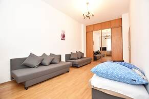 City Central Apartments - Old Town