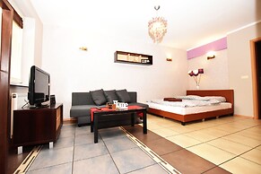 City Central Apartments - Old Town