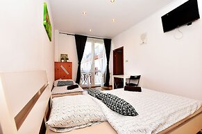 City Central Apartments - Old Town