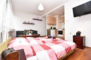 City Central Apartments - Old Town