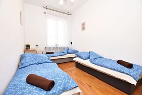 City Central Apartments - Old Town