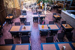 PLS Apartments - Cantonments