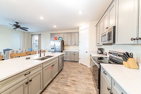 Margaritaville Cottages Orlando with H2O Waterpark by Rentyl