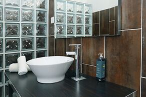 Hôtel Restaurant Le Nelio