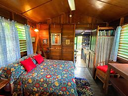 The Judy House Cottages and Rooms