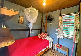 The Judy House Cottages and Rooms