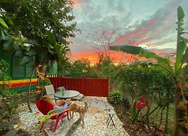 The Judy House Cottages and Rooms