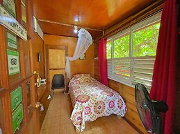 The Judy House Cottages and Rooms