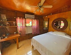 The Judy House Cottages and Rooms