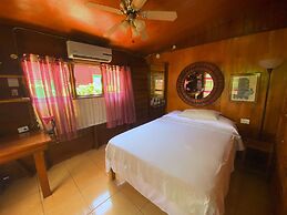 The Judy House Cottages and Rooms