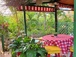 The Judy House Cottages and Rooms