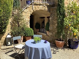 Maison d'hôtes La Cour des Lauriers