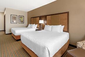 Best Western Plus Hinton Inn & Suites