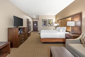 Best Western Plus Hinton Inn & Suites