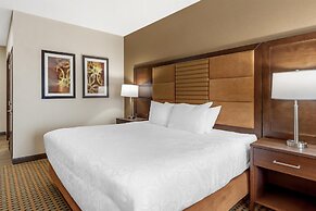 Best Western Plus Hinton Inn & Suites