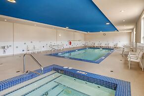 Best Western Plus Hinton Inn & Suites