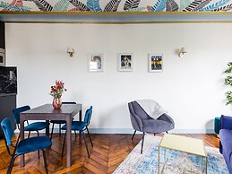 Luxury 2 Bedroom Duplex - Beautiful Monument View