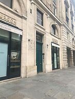 Luxury 2 Bedroom Duplex - Beautiful Monument View