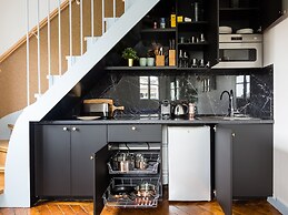 Luxury 2 Bedroom Duplex - Beautiful Monument View