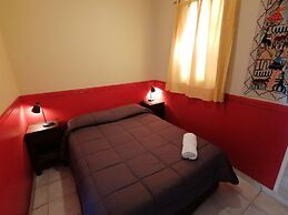 Alamo Hostel & Suites