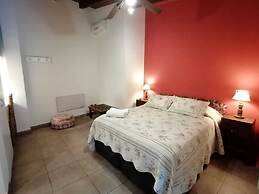 Alamo Hostel & Suites