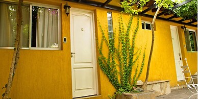 Alamo Hostel & Suites