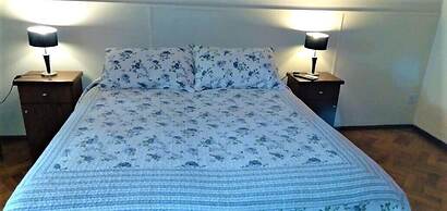 Alamo Hostel & Suites