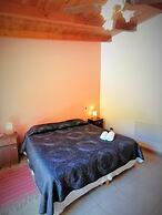 Alamo Hostel & Suites