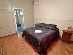 Alamo Hostel & Suites