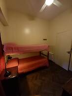 Alamo Hostel & Suites