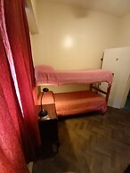 Alamo Hostel & Suites