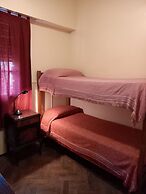Alamo Hostel & Suites
