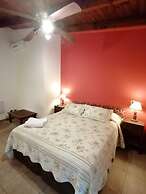 Alamo Hostel & Suites