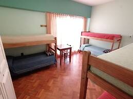 Alamo Hostel & Suites