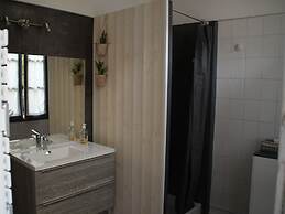 Une Chambre en Ville