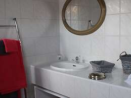 Une Chambre en Ville